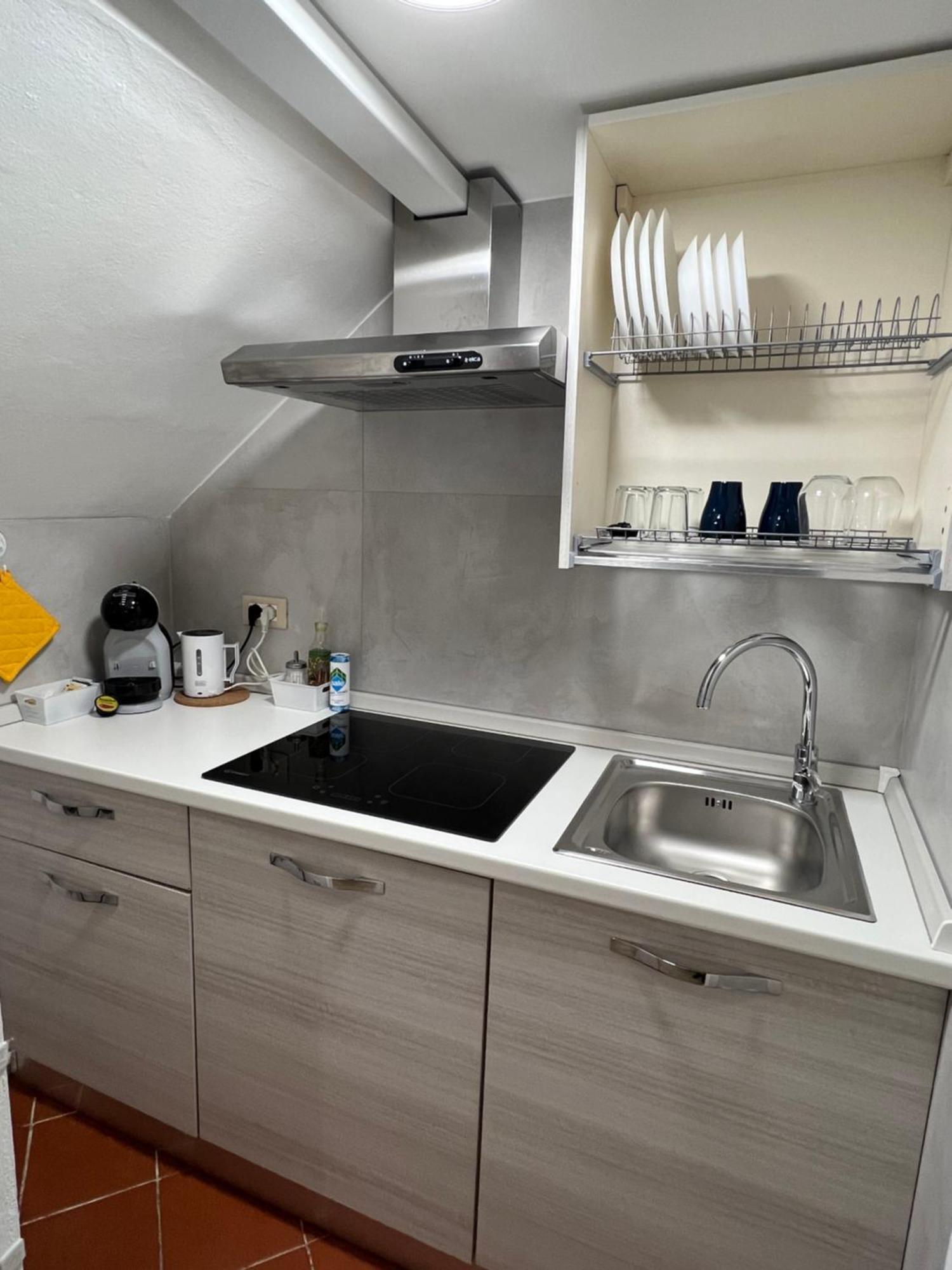 Al 106 Apartment Free Wi-Fi 5 Min Dalla Stazione Prato  Exterior foto